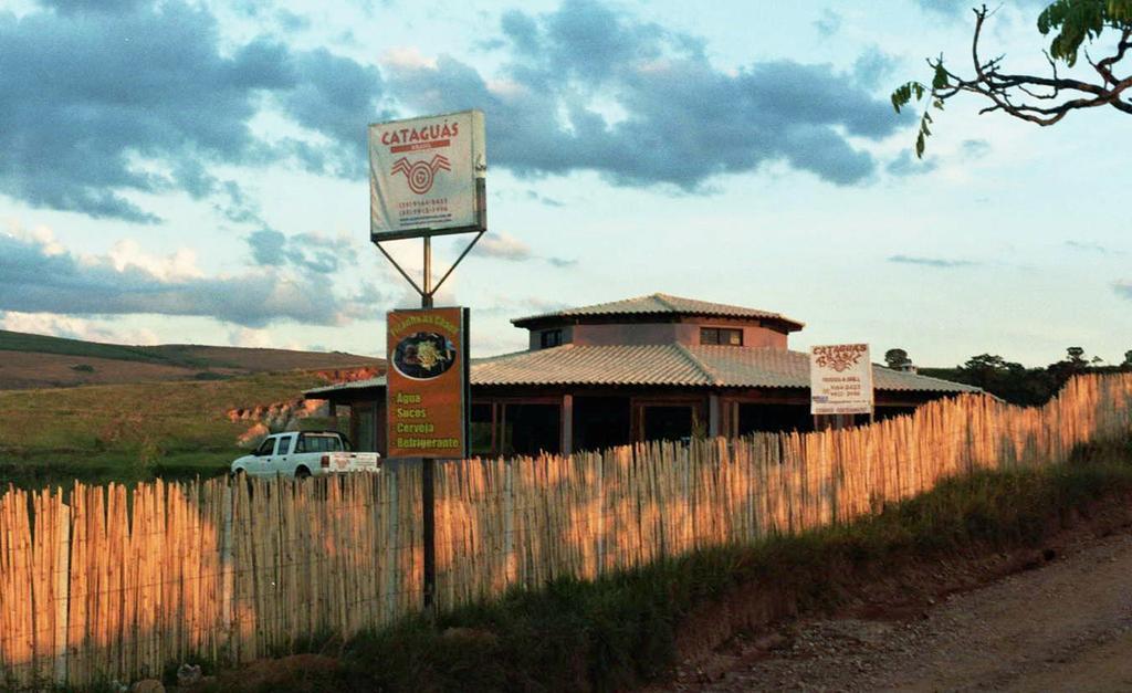 Cataguas Brasil Pousada Каранкас Екстериор снимка